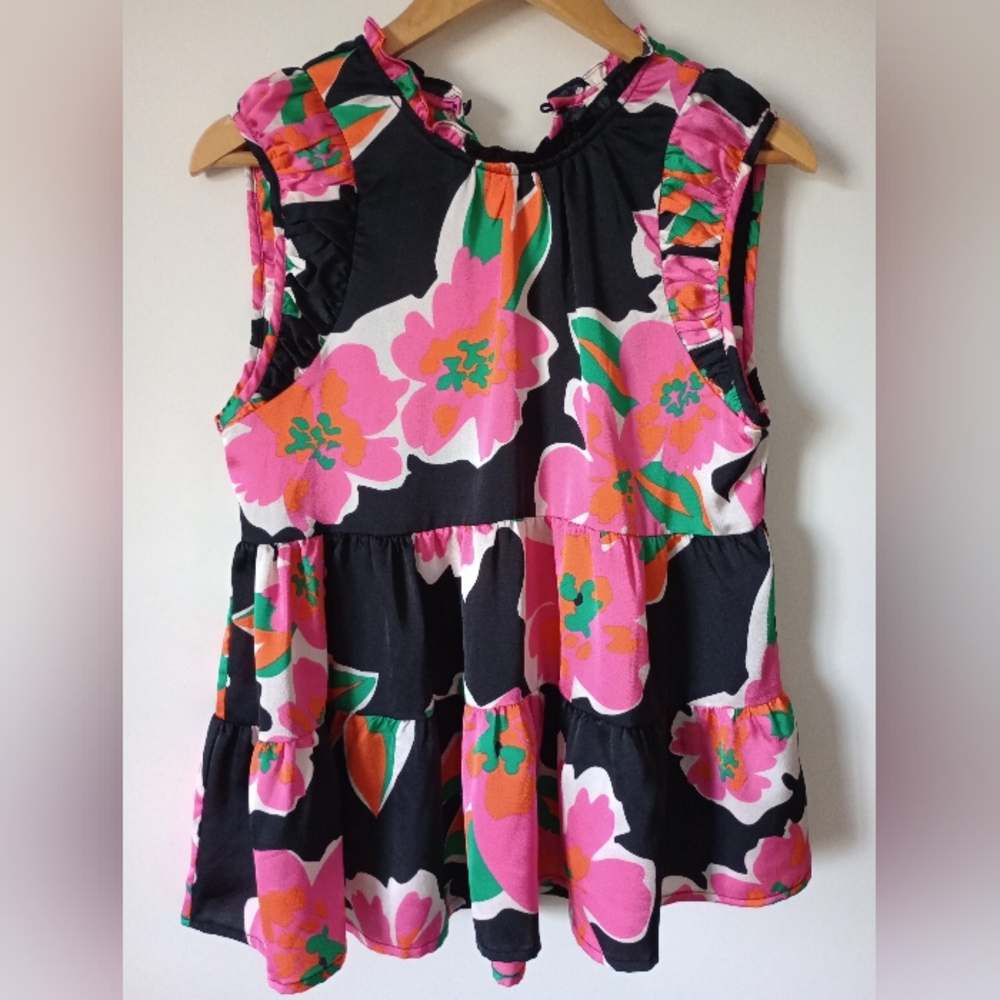 Umgee Tropical Floral Sleeveless Top Ruffles Size Small